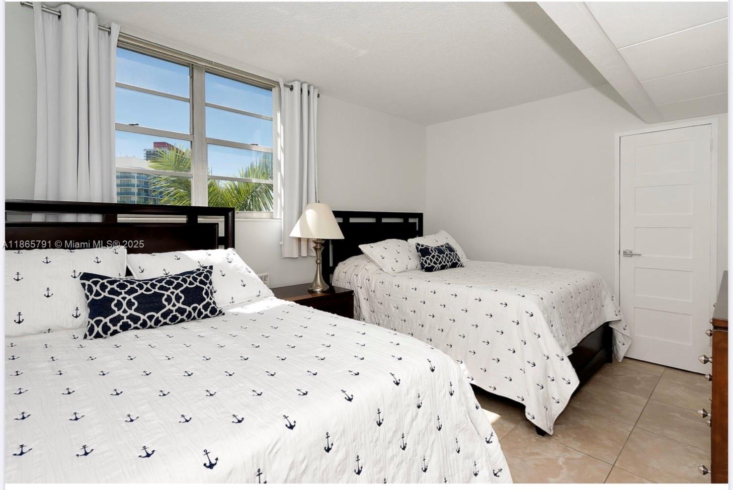 TIDES ON HOLLYWOOD BEACH - Residential Lease