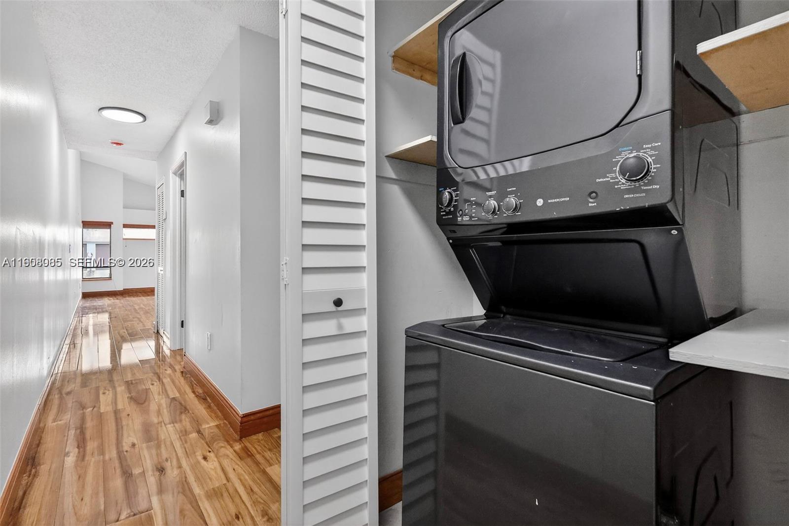 OSCEOLA GROVES - Residential