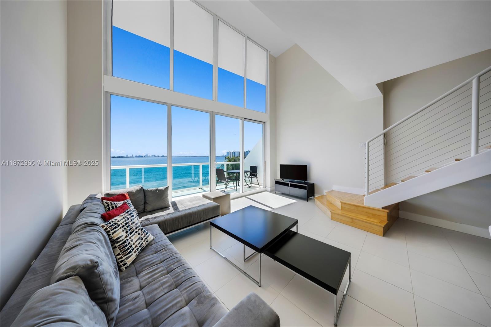 BAY VIEW LOFTS CONDO - Residential Lease