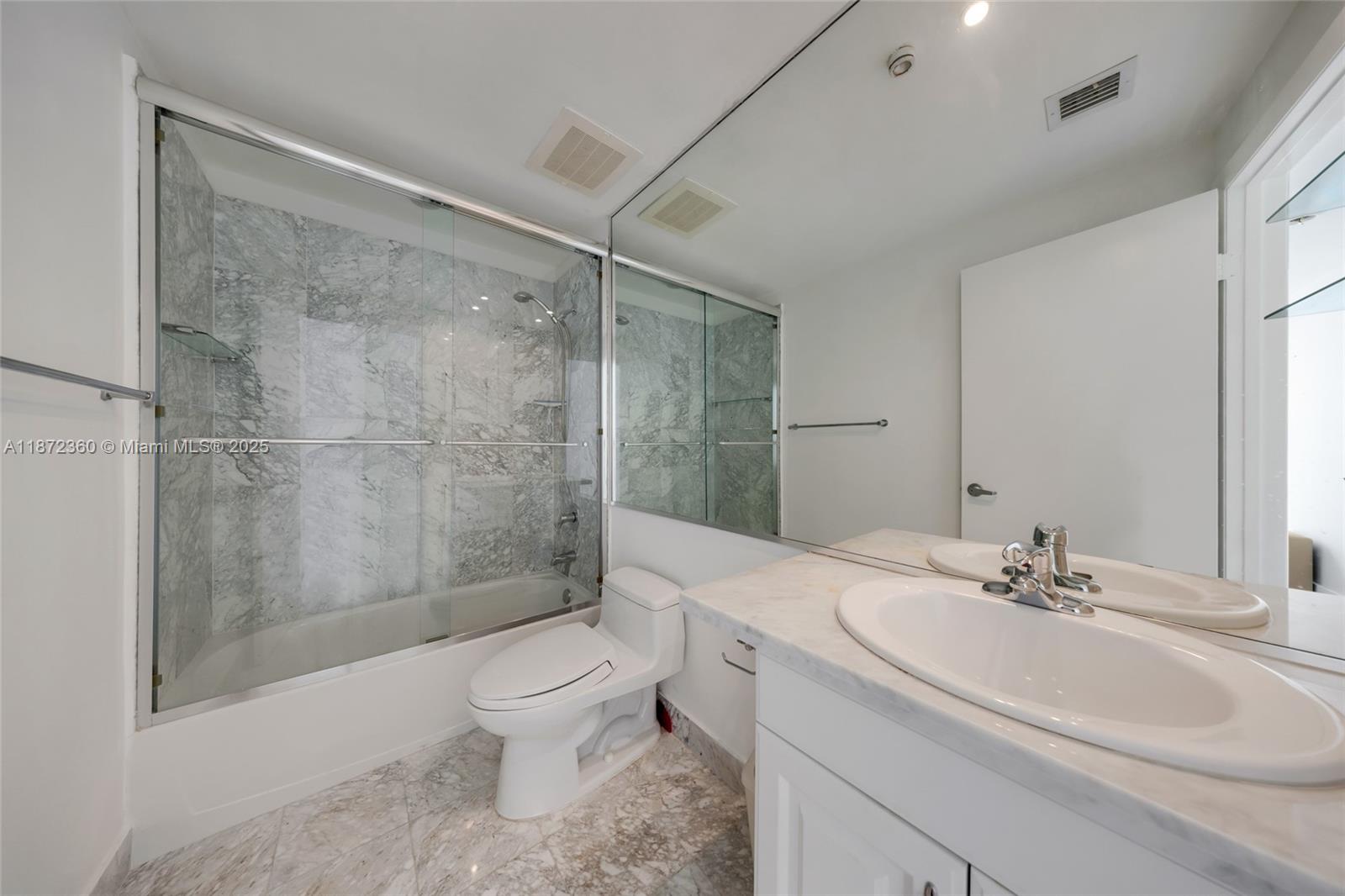 BAY VIEW LOFTS CONDO - Residential Lease