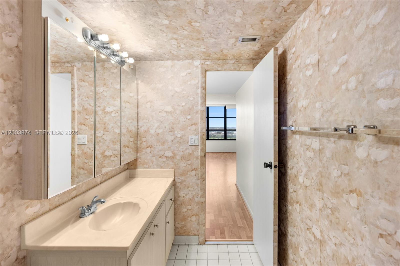 OLYMPUS CONDO - Residential