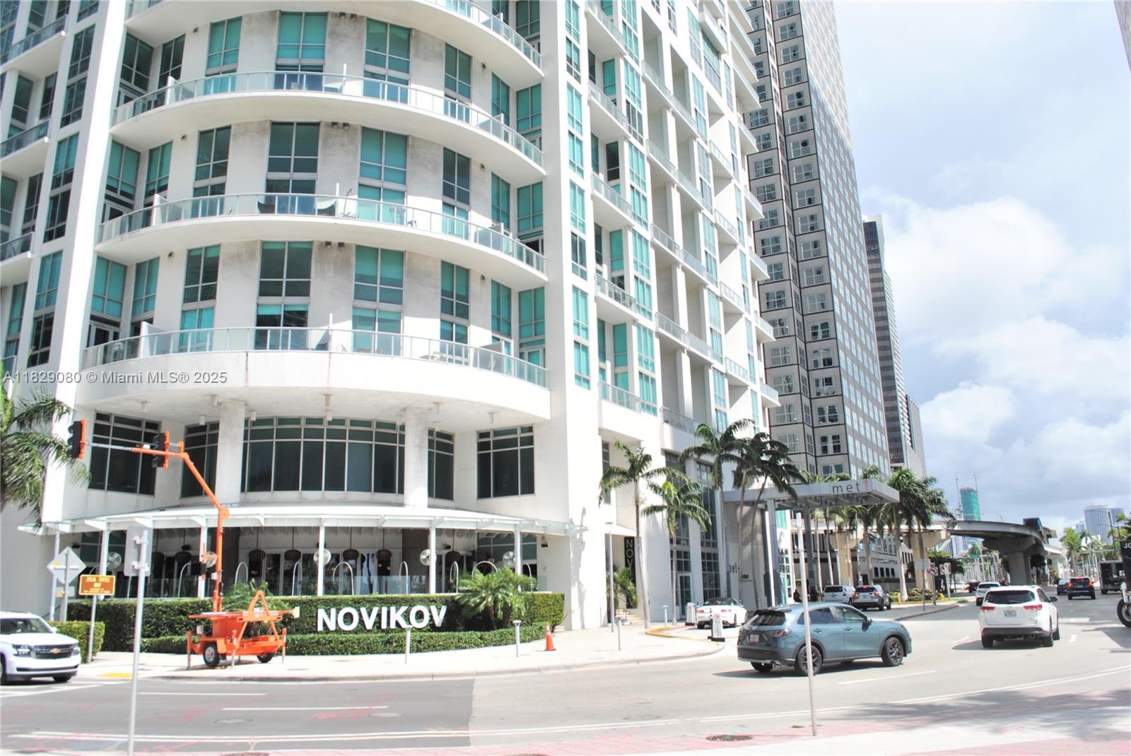 The desirable 2BD/2BA features a split floor plan with spacious bedrooms, each with full tub baths. Enjoy an open living and dining area that flows to a private balcony overlooking the Miami River and vibrant city skyline. Just steps from Bayfront Park, Whole Foods, top banks, the Metromover, and renowned restaurants like Novikov. One assigned parking space included. Live in the center of it all—downtown convenience and lifestyle at its finest!
