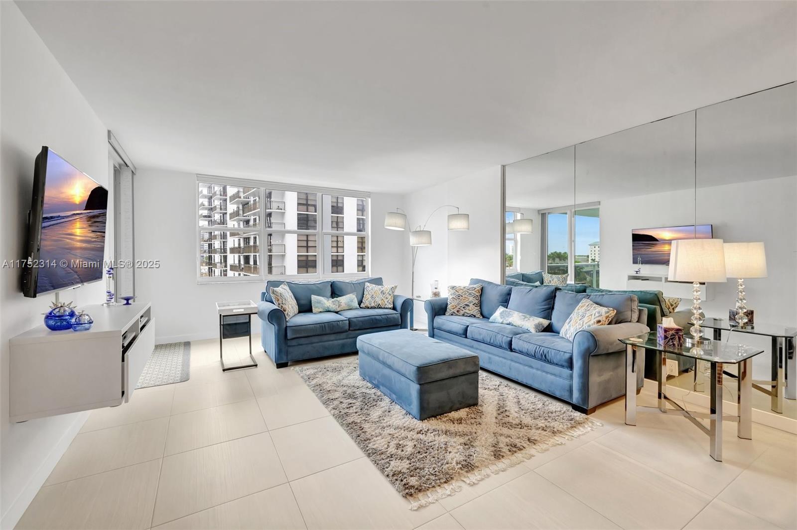 3015 N Ocean Blvd 5B