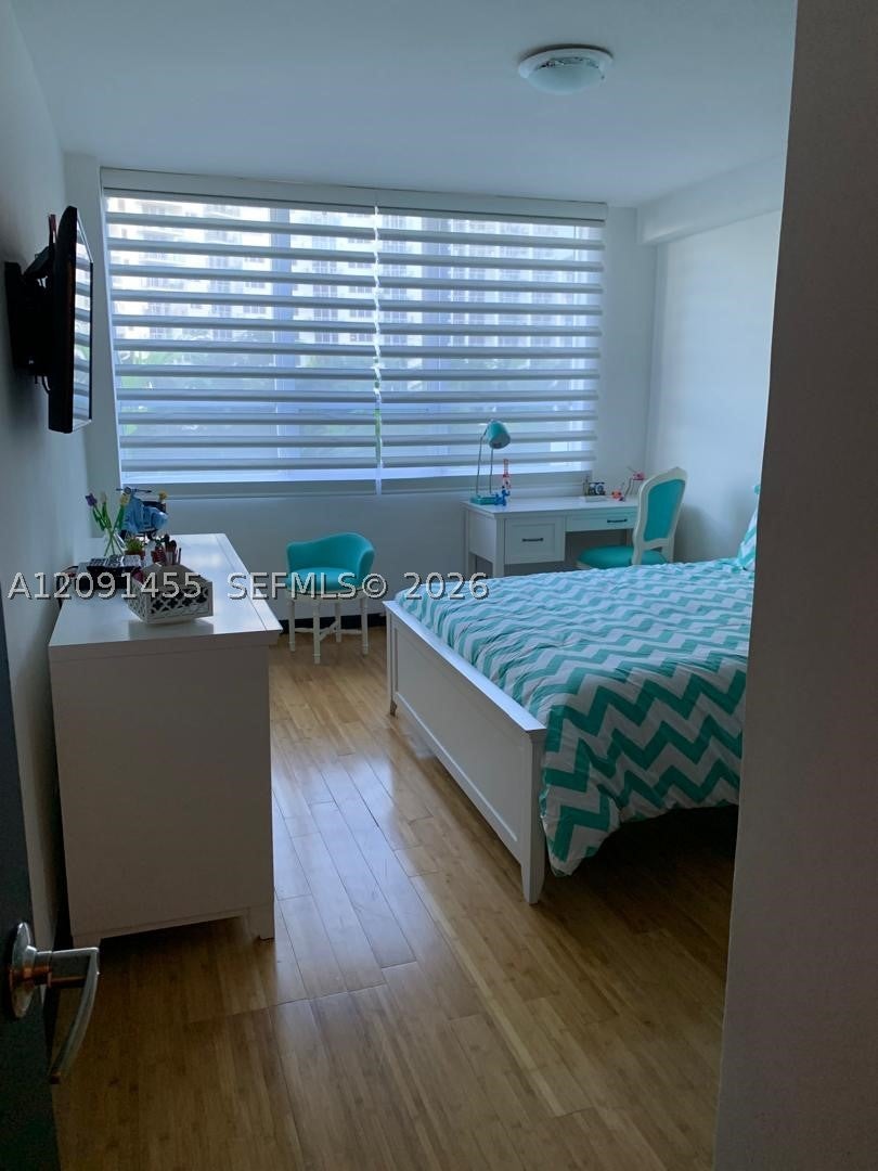 1500 Bay Rd 546S