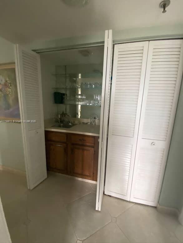 SEASCAPE I CONDOMINIUM - Residential