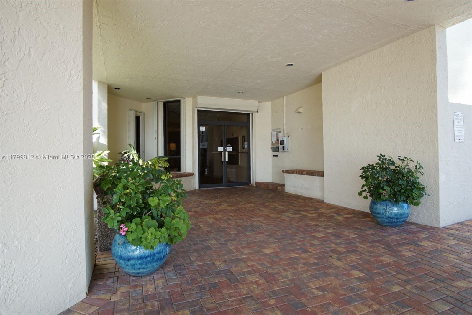 SEASCAPE I CONDOMINIUM - Residential