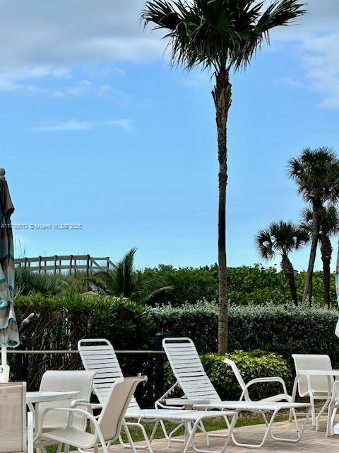 SEASCAPE I CONDOMINIUM - Residential