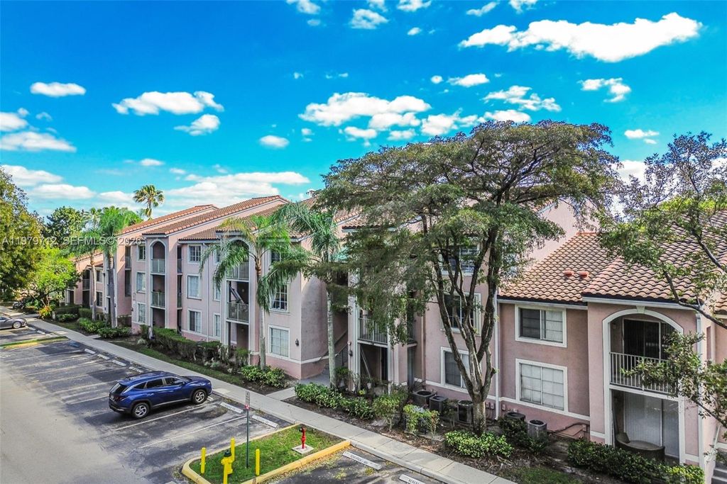 Photo of 12172 Saint Andrews Pl #307, Miramar, FL 33025 (MLS # A11979712)