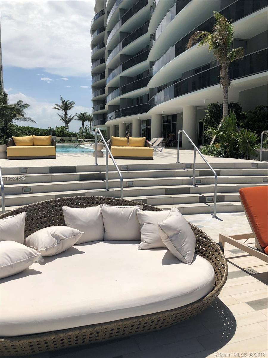 ARIA ON THE BAY - Residential Lease
