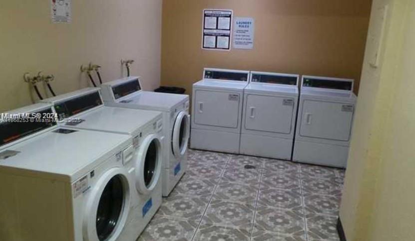 TOWN SQUARE CONDO - Residential