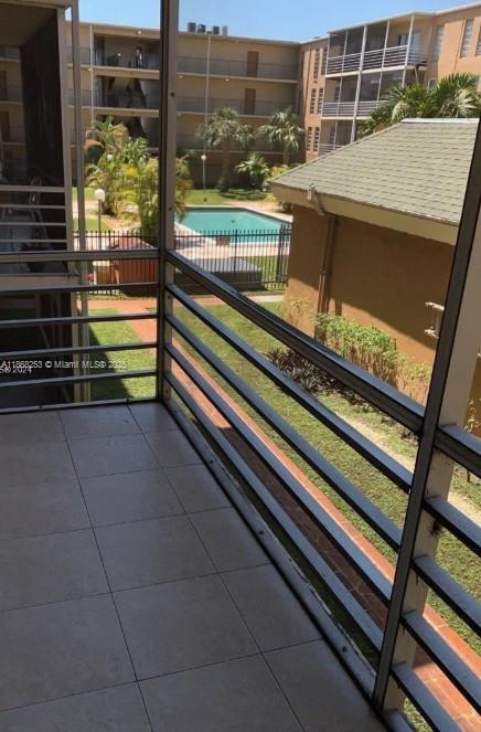 TOWN SQUARE CONDO - Residential