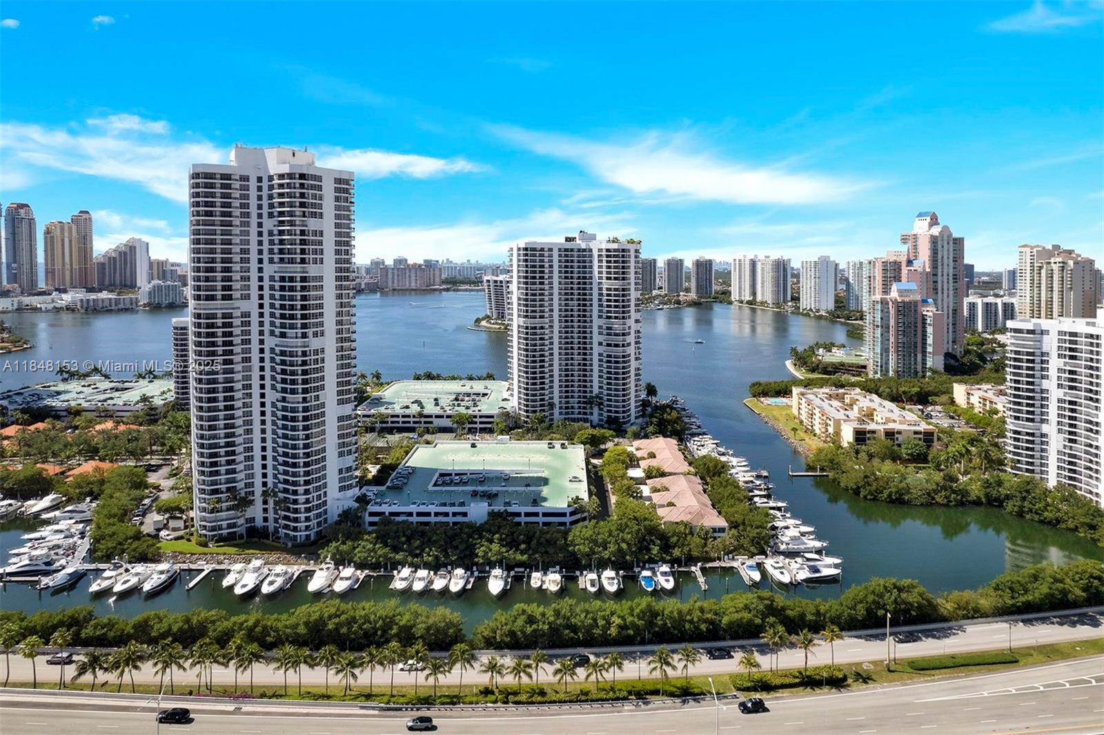 3530 Mystic Pointe Dr 3107