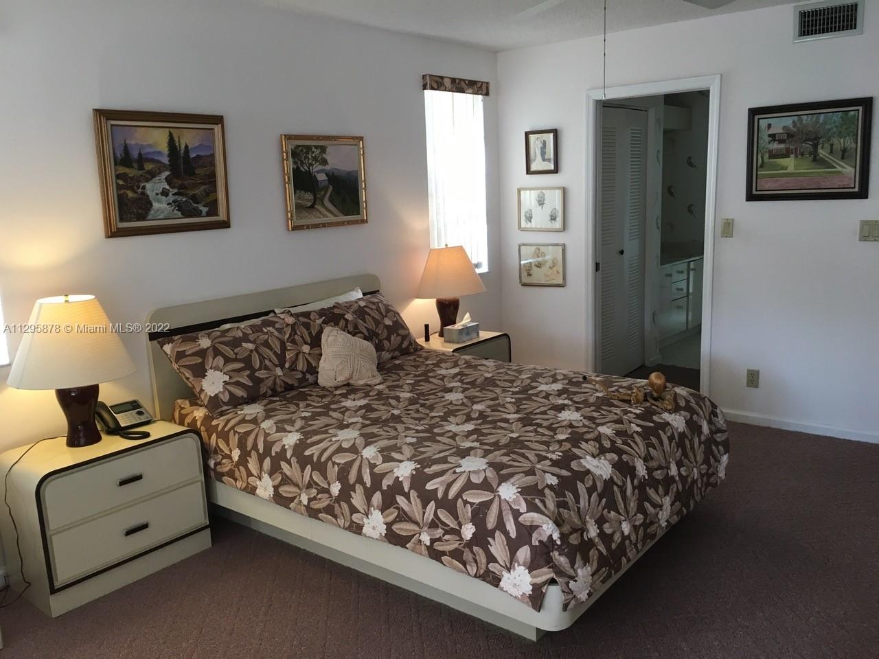 FAIRFAX B CONDO - Residential