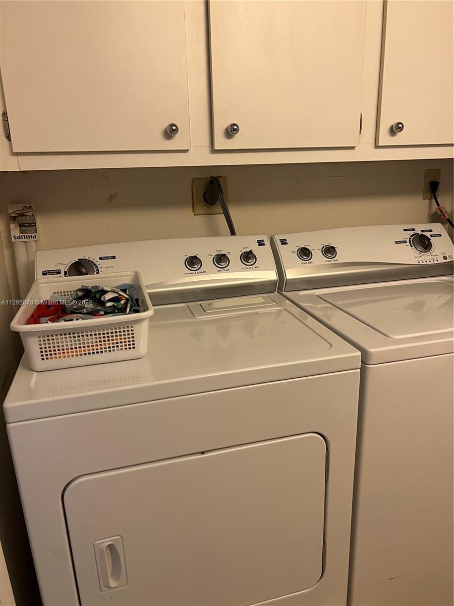 FAIRFAX B CONDO - Residential