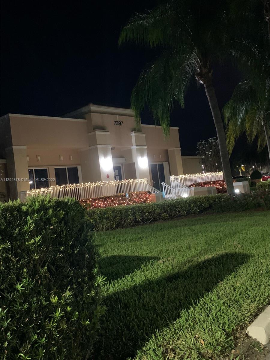 FAIRFAX B CONDO - Residential