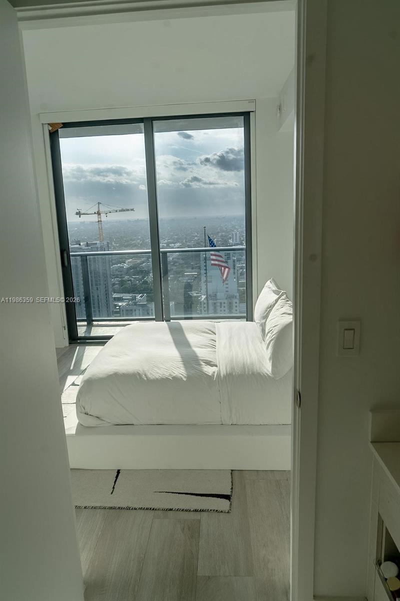 BRICKELL HEIGHTS WEST CON - Residential Lease