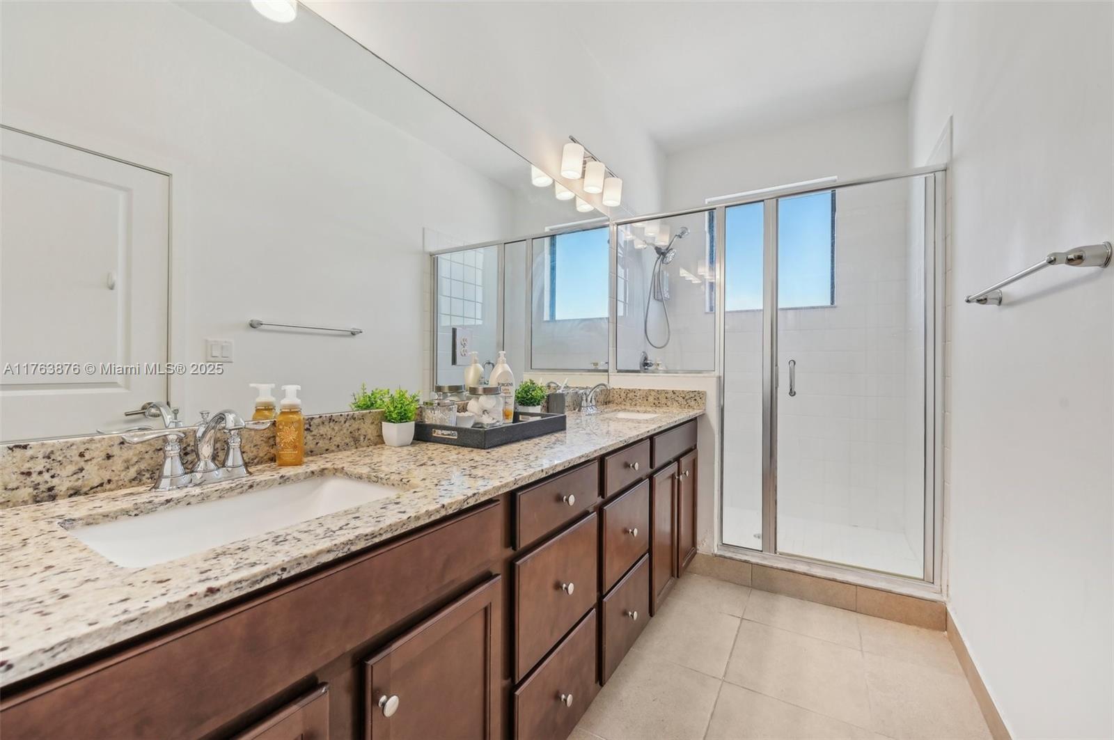 MC RESIDENTIAL - Residential