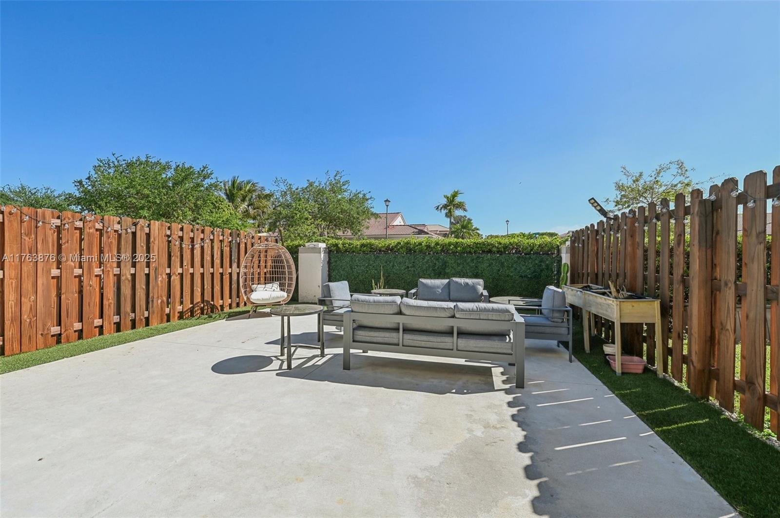 MC RESIDENTIAL - Residential