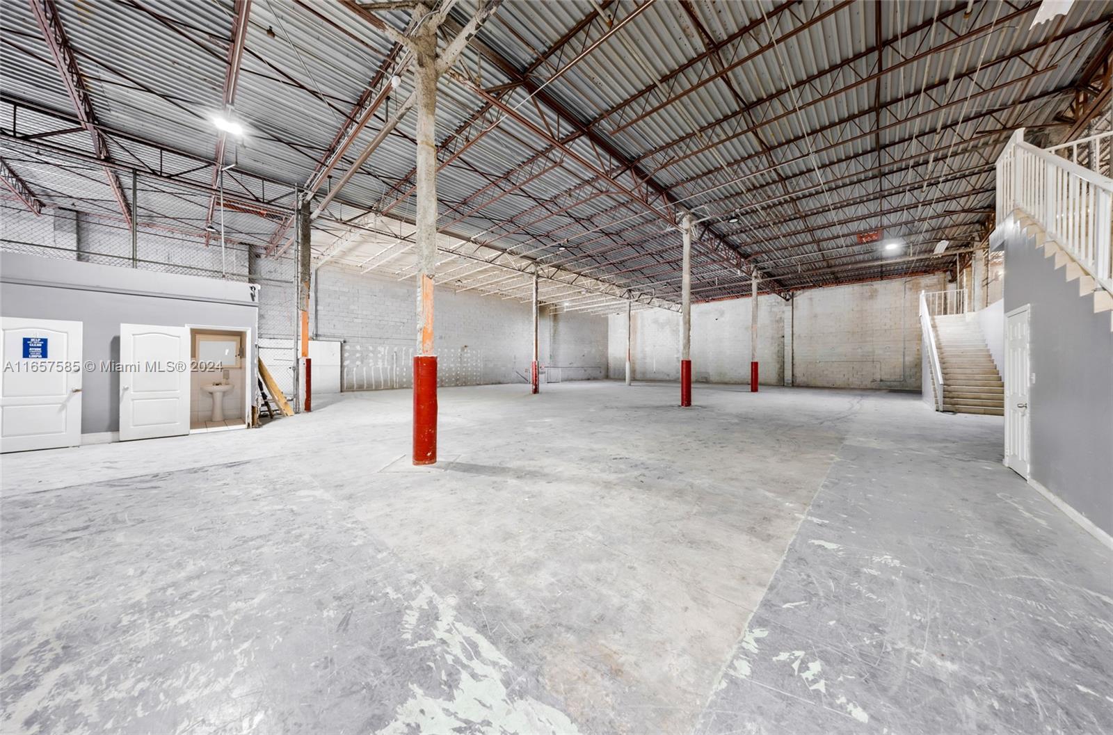 2601 NW 105th Ave