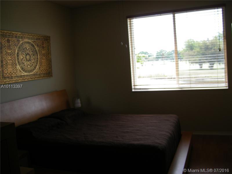 Bonaventure 82-43 B - Residential Lease