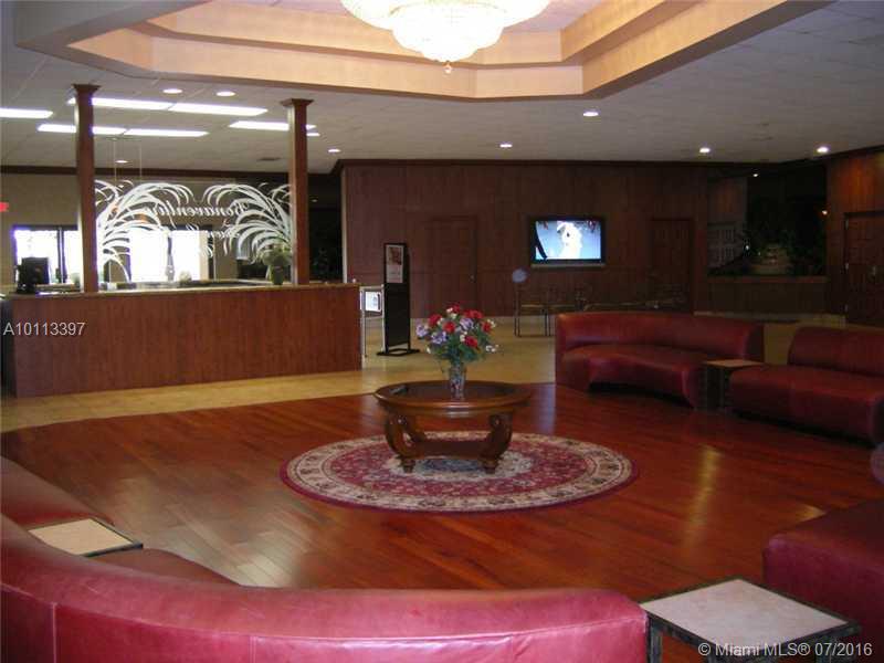 Bonaventure 82-43 B - Residential Lease