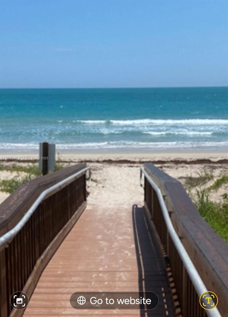 3880 N North Highway A1A 102