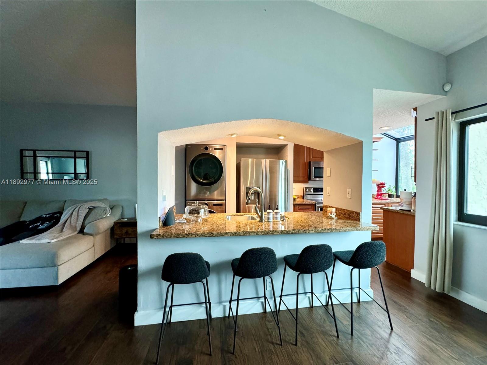 PARC VILLAGE CONDO - Residential Lease