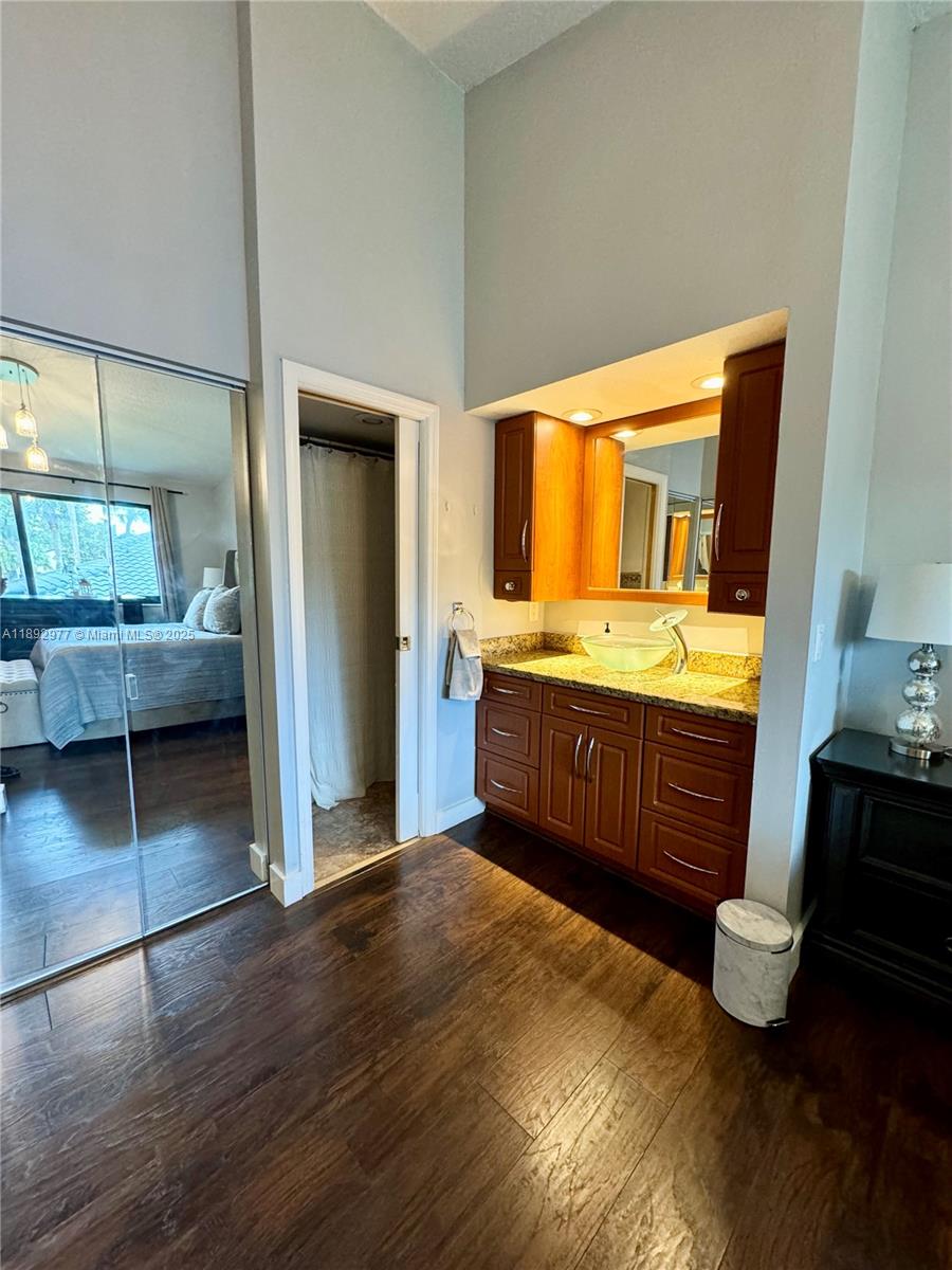 PARC VILLAGE CONDO - Residential Lease