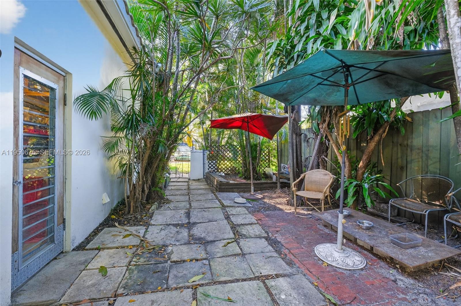 MIAMI SHORES SEC 5 - Residential