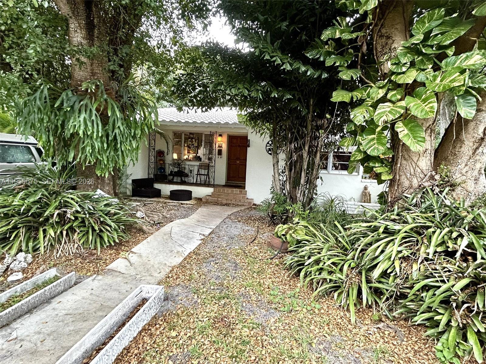 MIAMI SHORES SEC 5 - Residential