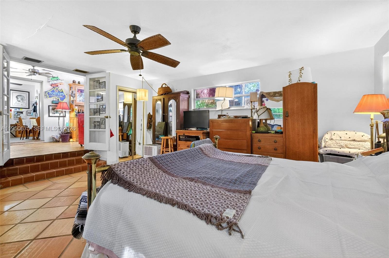 MIAMI SHORES SEC 5 - Residential