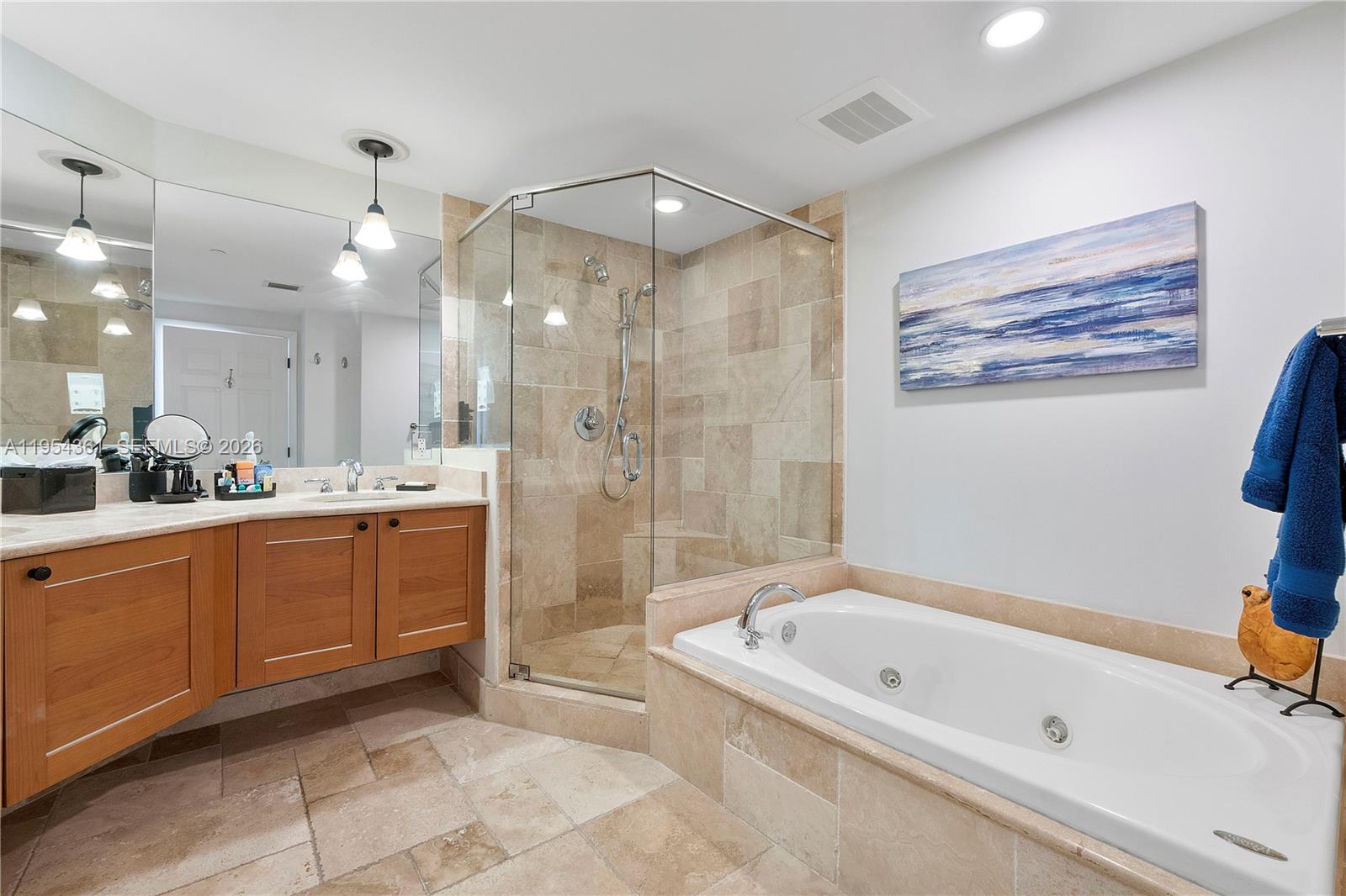 PORT CONDO - Residential