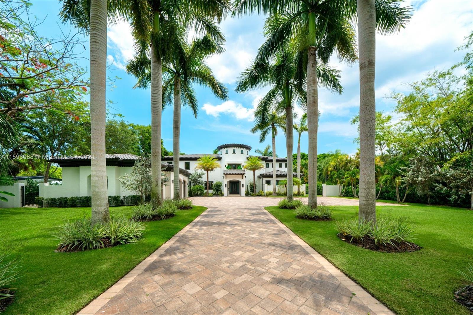 6080 Sw 104th St, Pinecrest, Miami-Dade County, Florida - 7 Bedrooms  
9 Bathrooms - 