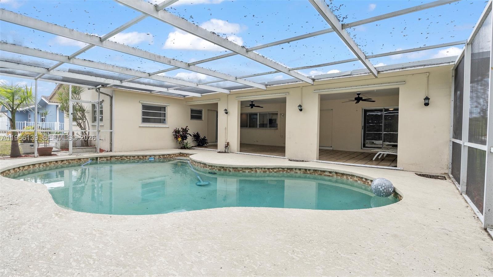 MARGATE SHORES - Residential