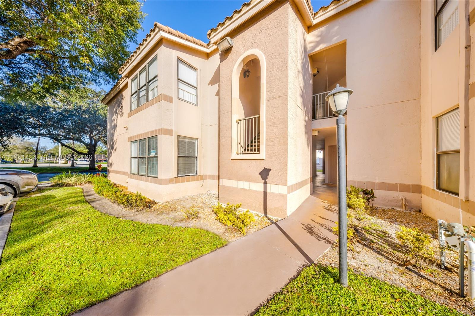 SUNDANCE AT DAVIE CONDO - Residential