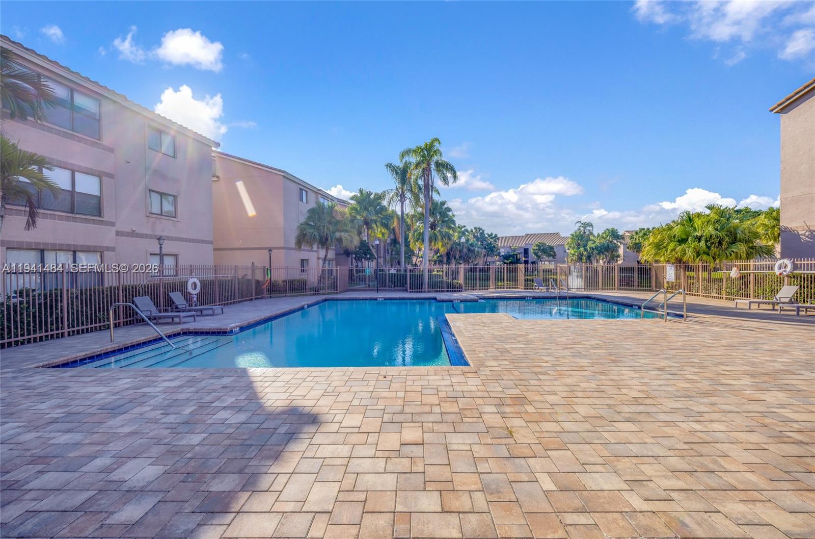 SUNDANCE AT DAVIE CONDO - Residential