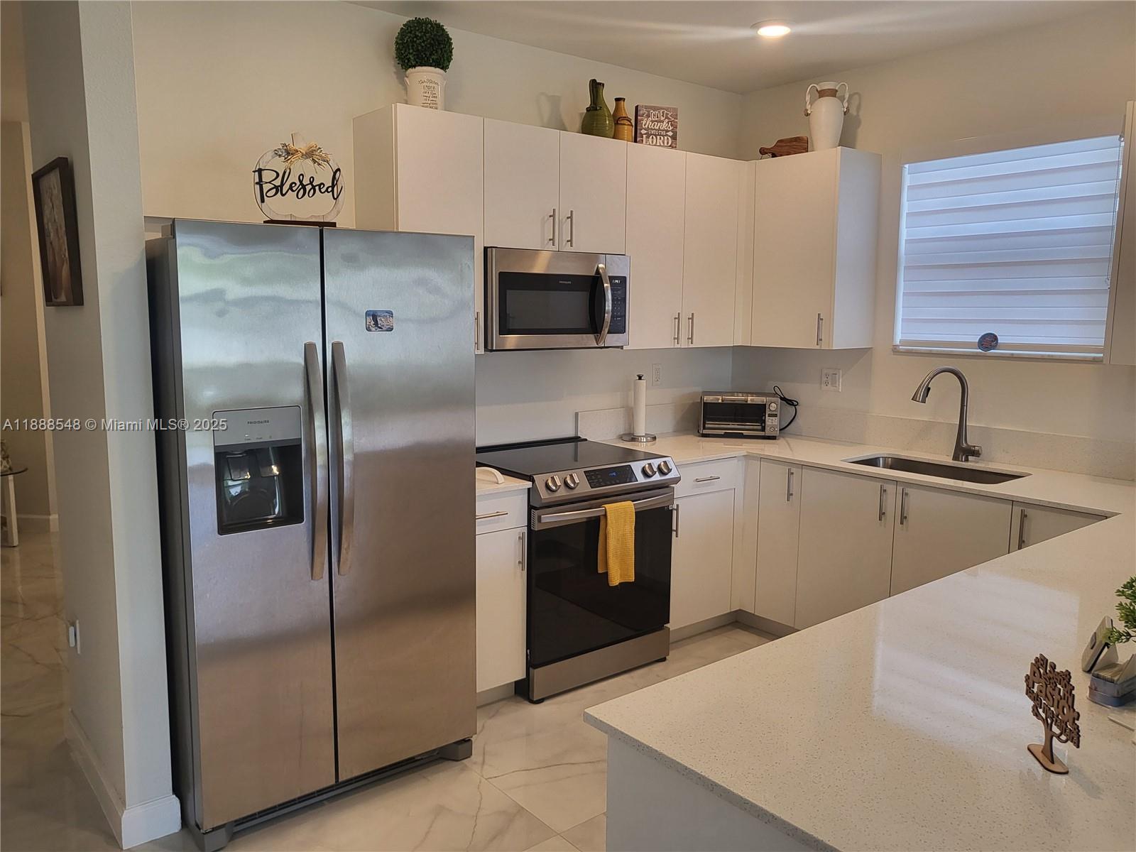 PARADISE PINES - Residential