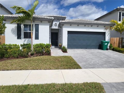 Photo of 16343 SW 290th Ter, Homestead, FL 33033 (MLS # A11888548)