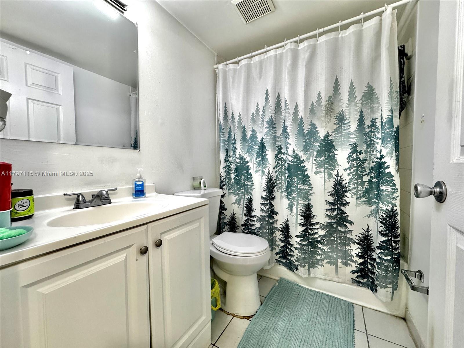 FONTAINEBLEAU GARDENS CON - Residential