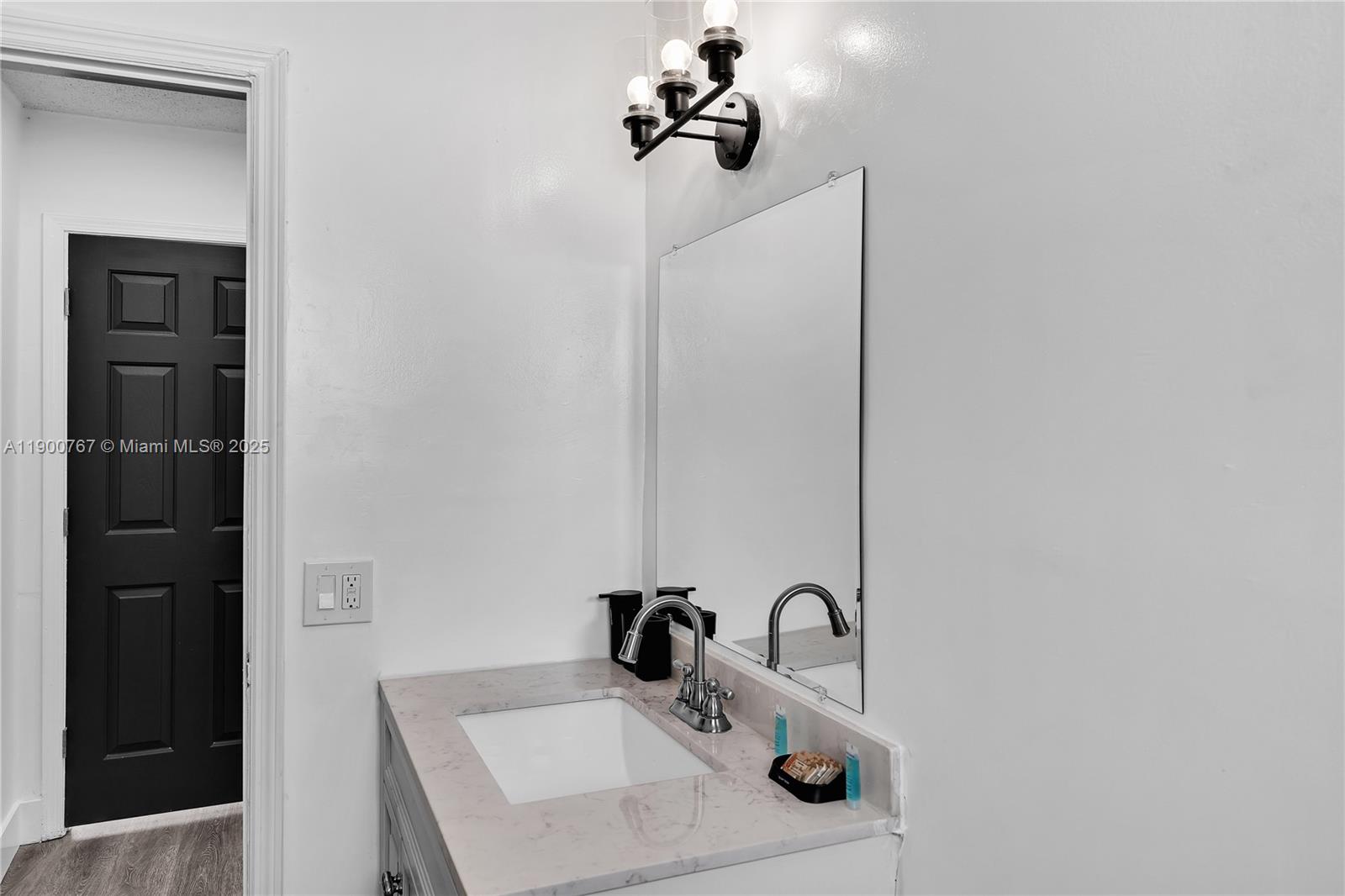 DRIFTWOOD ESTATES NO 3 - Residential