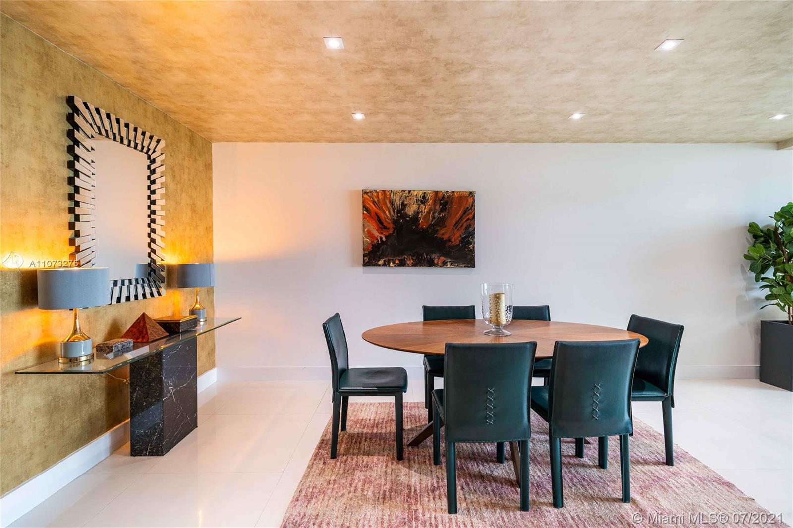 TEN MUSEUM PK RESIDENTIAL - Residential