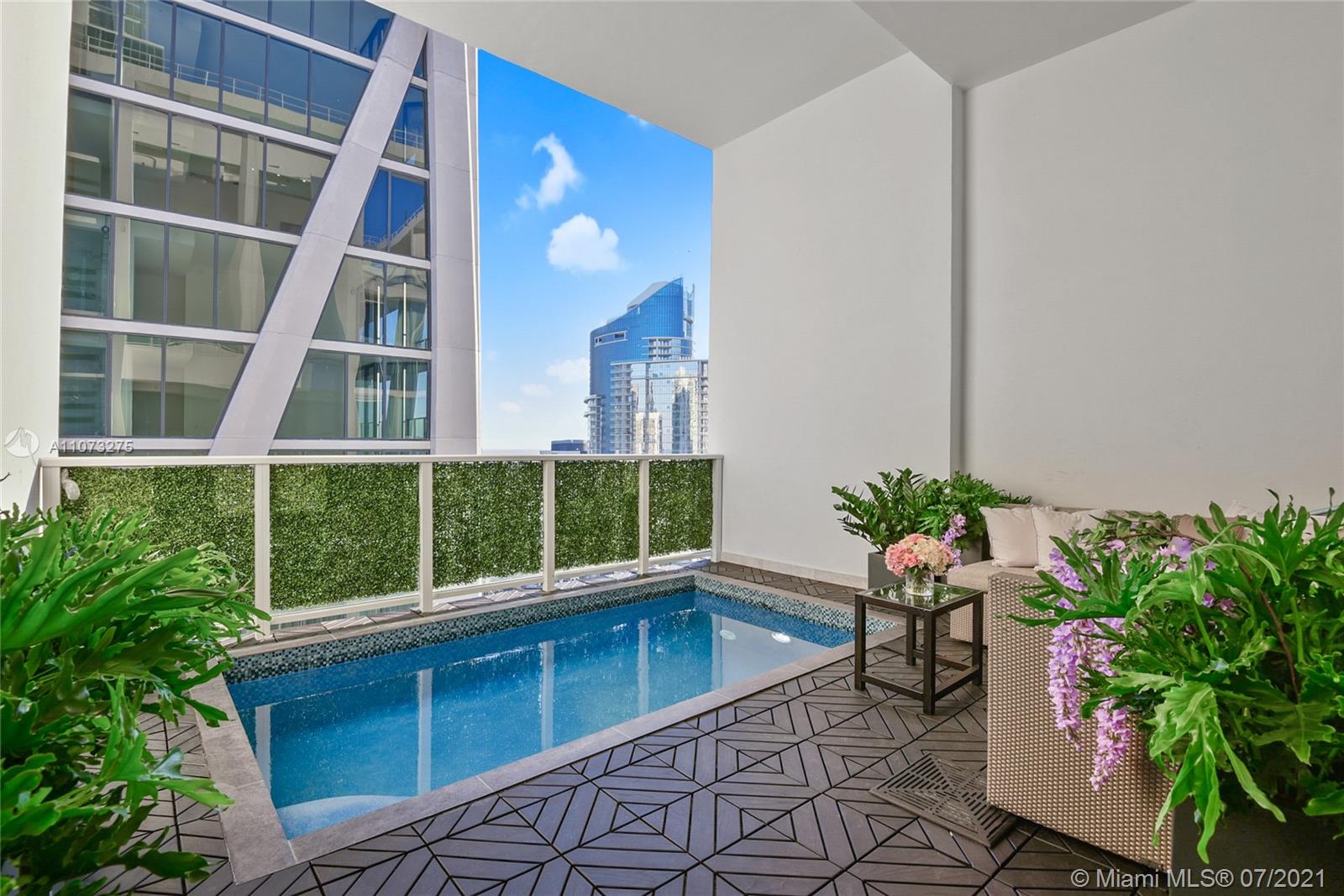 TEN MUSEUM PK RESIDENTIAL - Residential