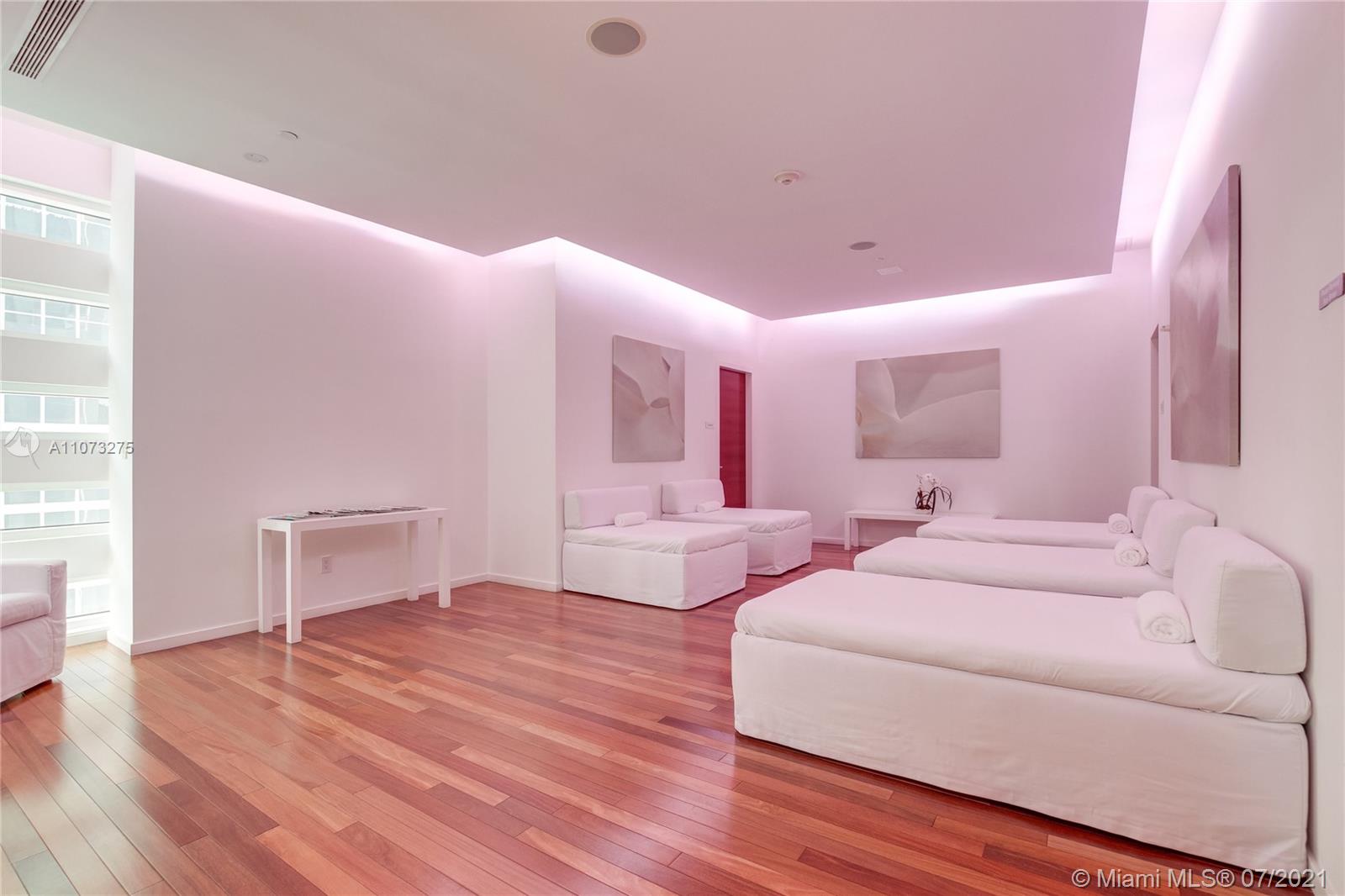 TEN MUSEUM PK RESIDENTIAL - Residential