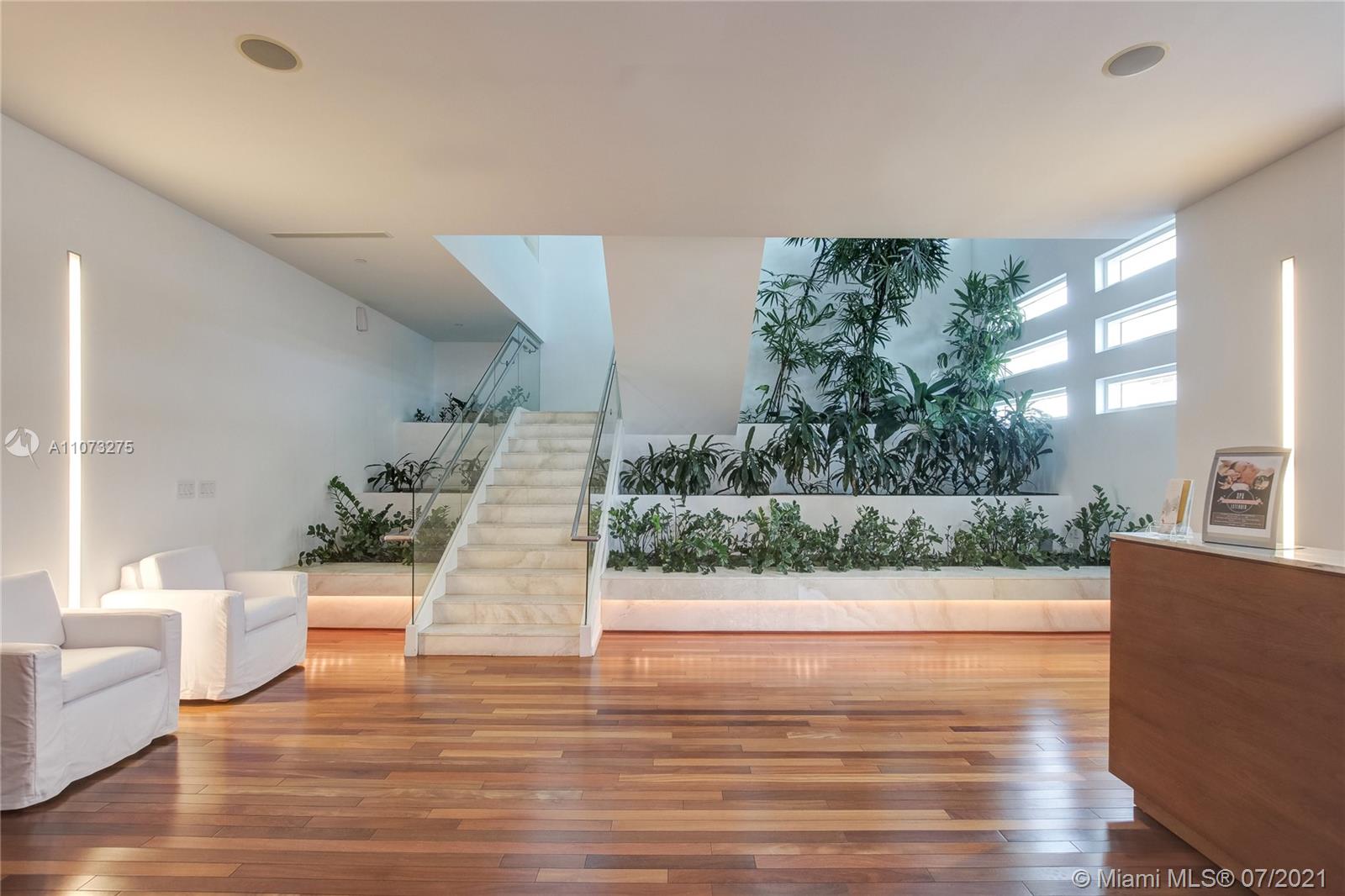 TEN MUSEUM PK RESIDENTIAL - Residential