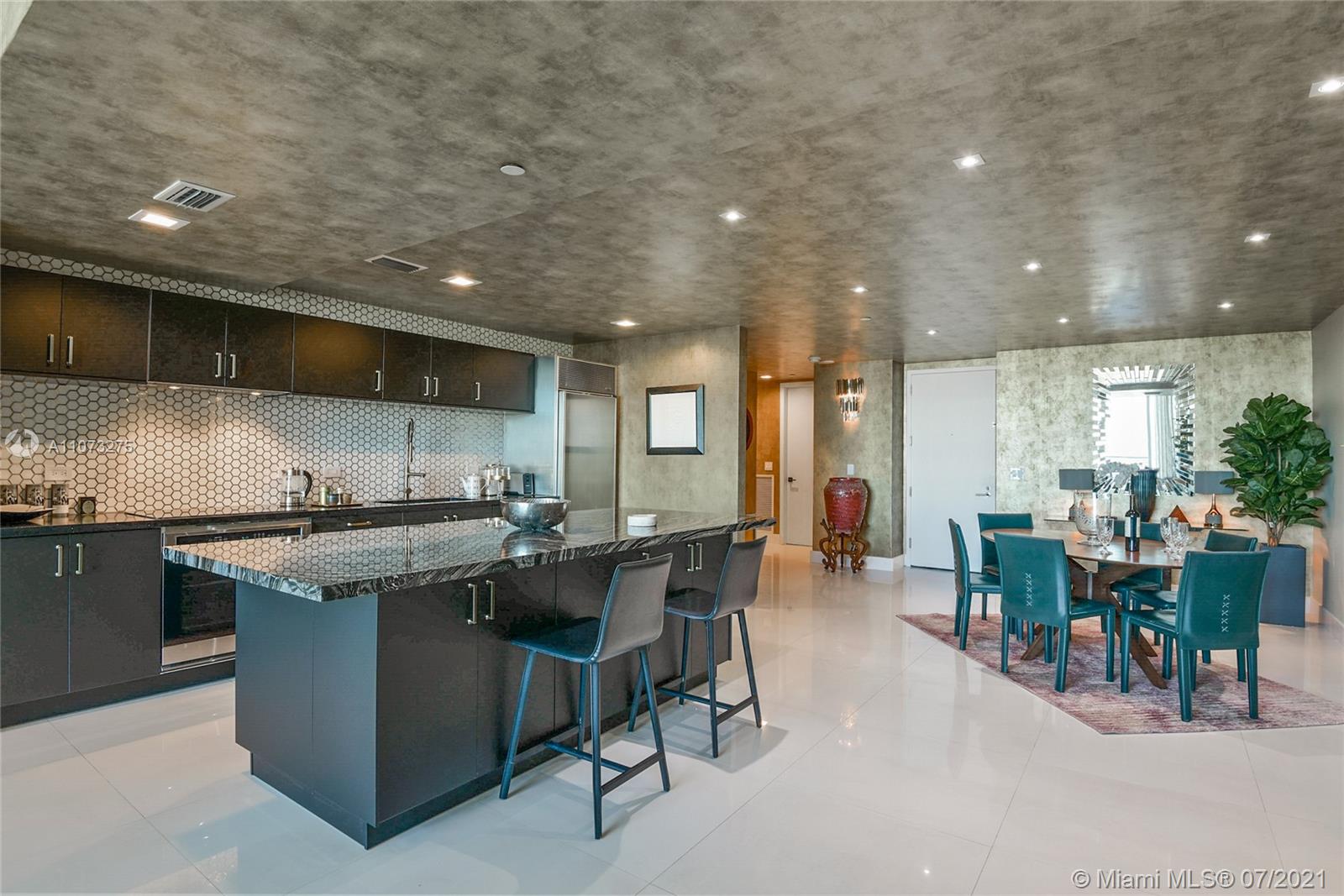 TEN MUSEUM PK RESIDENTIAL - Residential