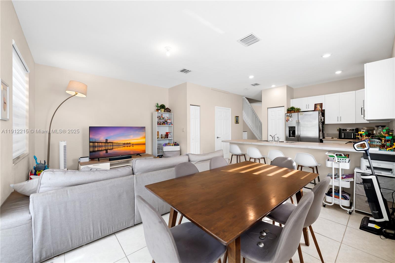 AQUABELLA NORTH REPLAT - Residential