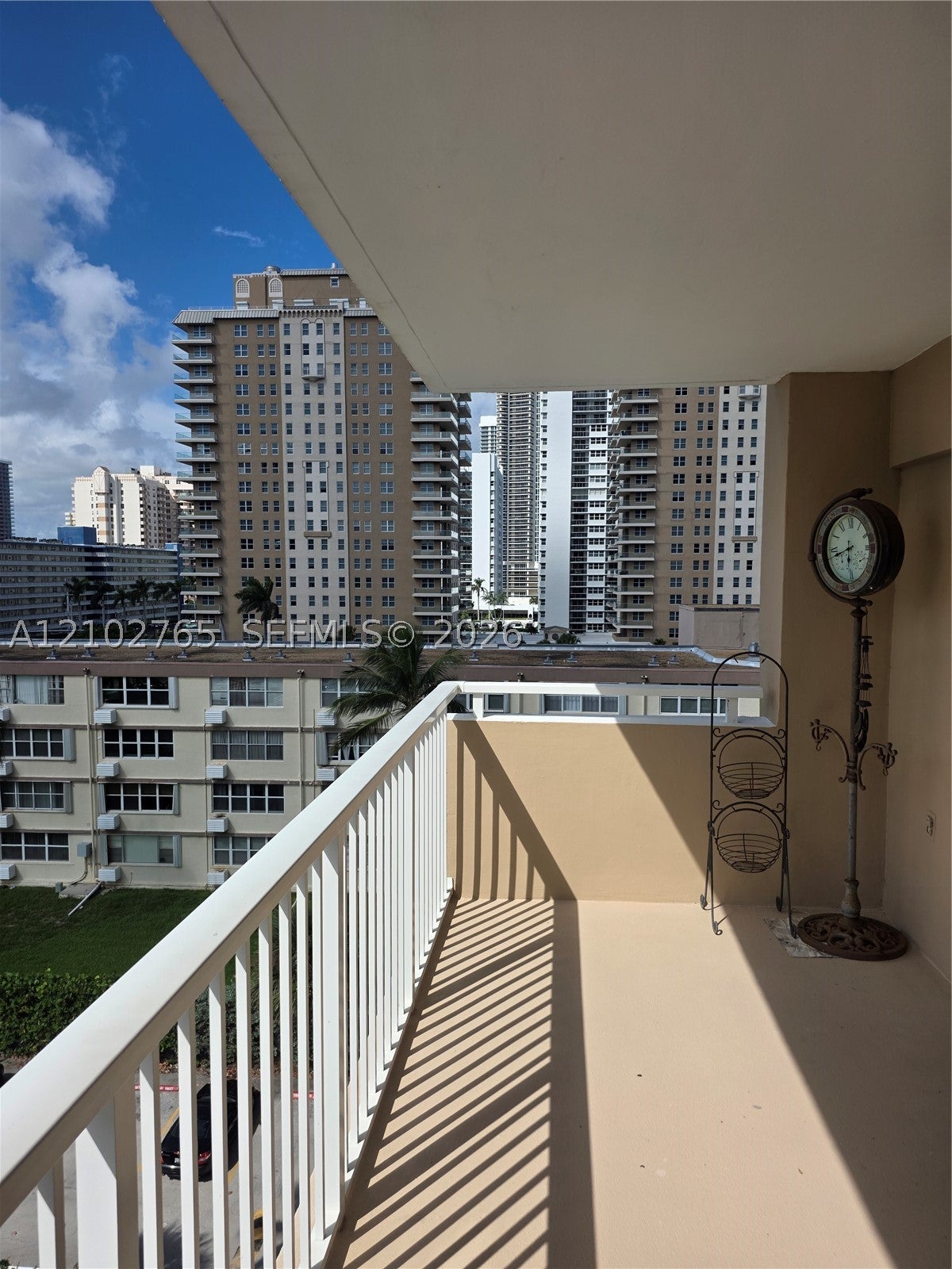 1950 S Ocean Dr 5F