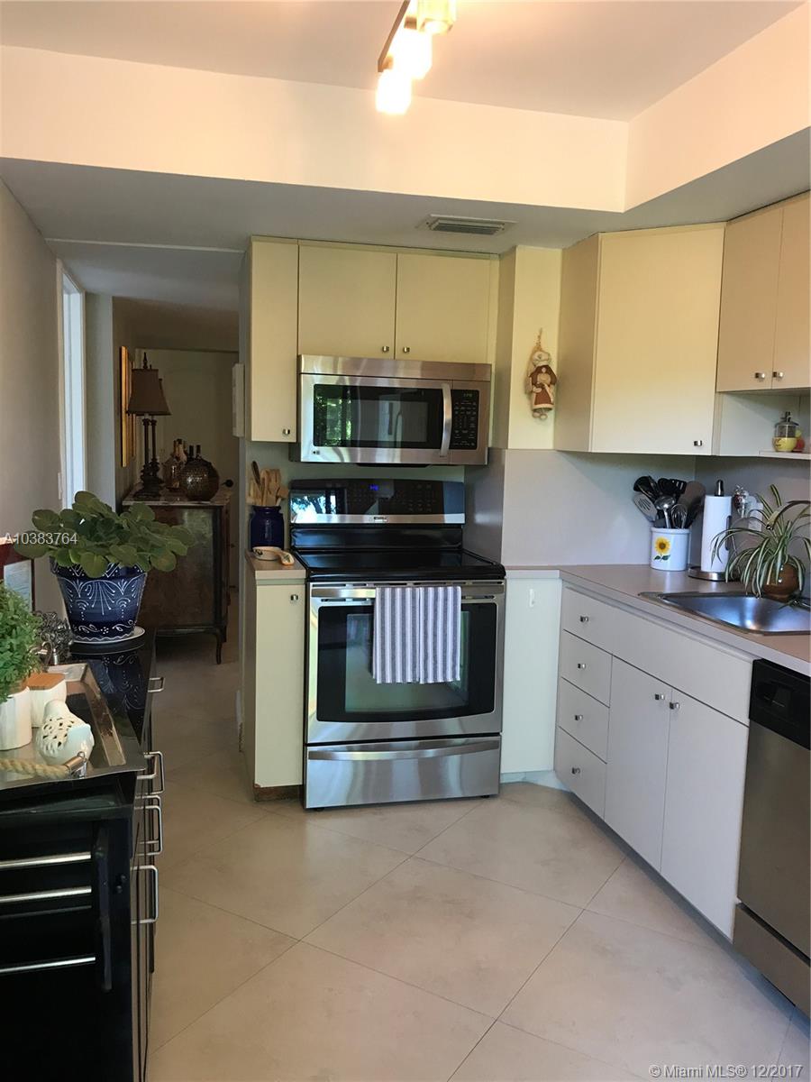 Palms of Key Biscayne - Residential Lease