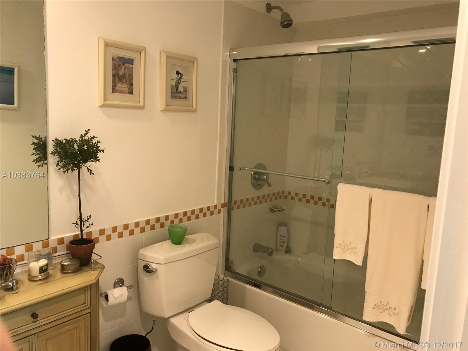 Palms of Key Biscayne - Residential Lease