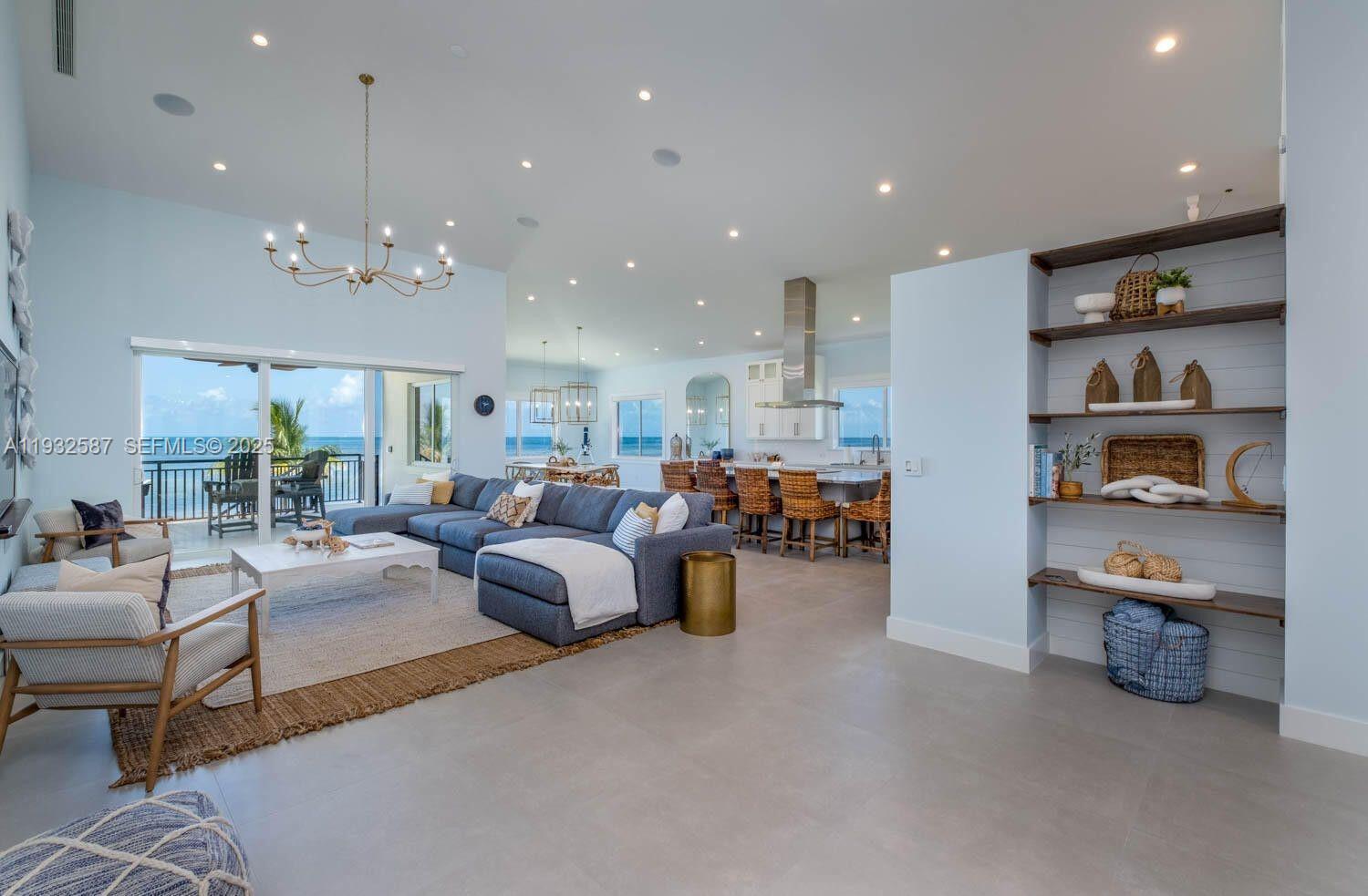 SUNRISE ISLE - Residential